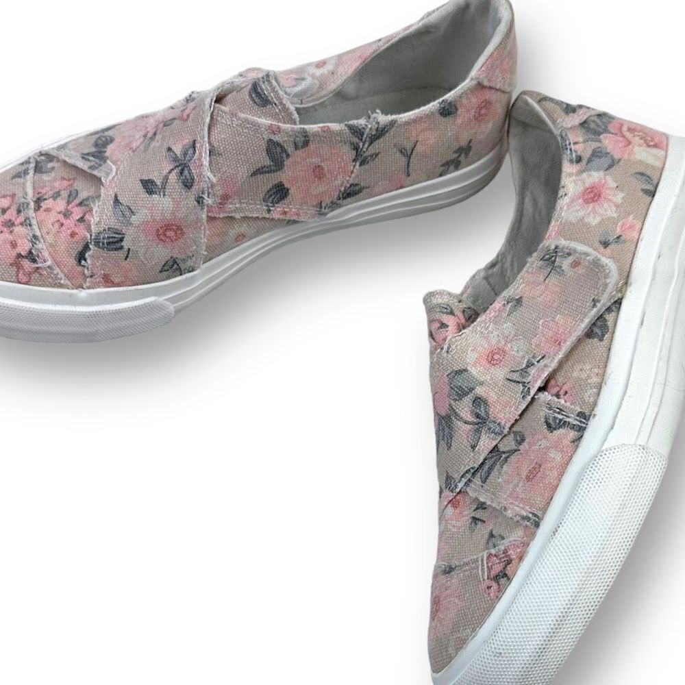 Gypsie Jazz floral slip-on‎ sneakers size 8